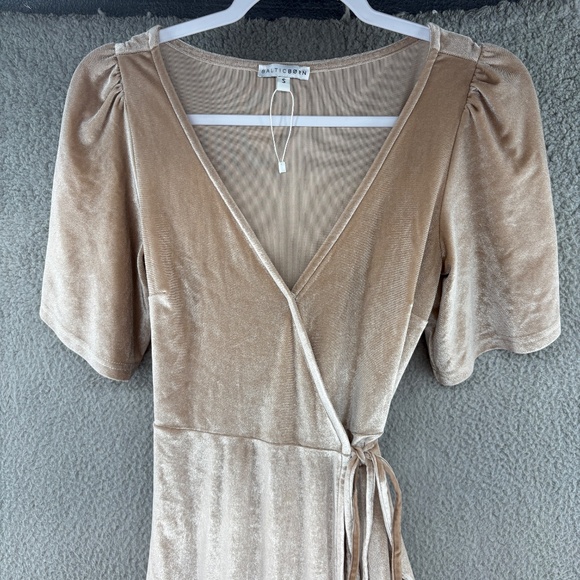 Baltic Born Champagne Velvet Wrap Maxi Dress Small Short Sleeve - Picture 6 of 16